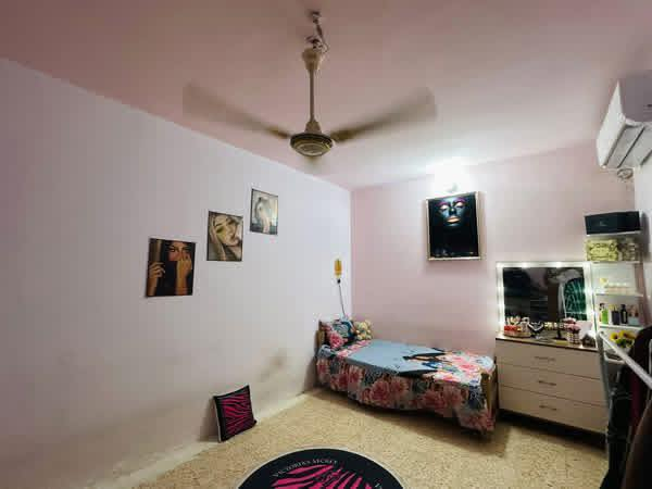 🏡 #دارللبيع  شارع الكص المساحة 100 م طابقين 
♦️العنوان /  شارع الكص  -شارع المؤمنين
تفاصيل الدار 🏘
طابق الأول
 - استقبال 
 - غرفة نوم  
- صاله  
 - مطبخ  
 - صحيات
 - درج داخلي
طابق الثاني
-صاله
-غرفة نوم 
-مجمع صحيات
السعر ١١٠ 
☎️ للإستفسار يرجى الاتصال 
بالأرقام الموبايلات الواردة أدناه
📲 ***********   متوفر واتساب 
#نستقبل_طلباتكم__وعروضكم 
مكتب بغداد للعقار الشطرة  الآمن للتسويق العقاري  ___
 الشطرة /شارع الفلكه قرب كراج الحضارات
