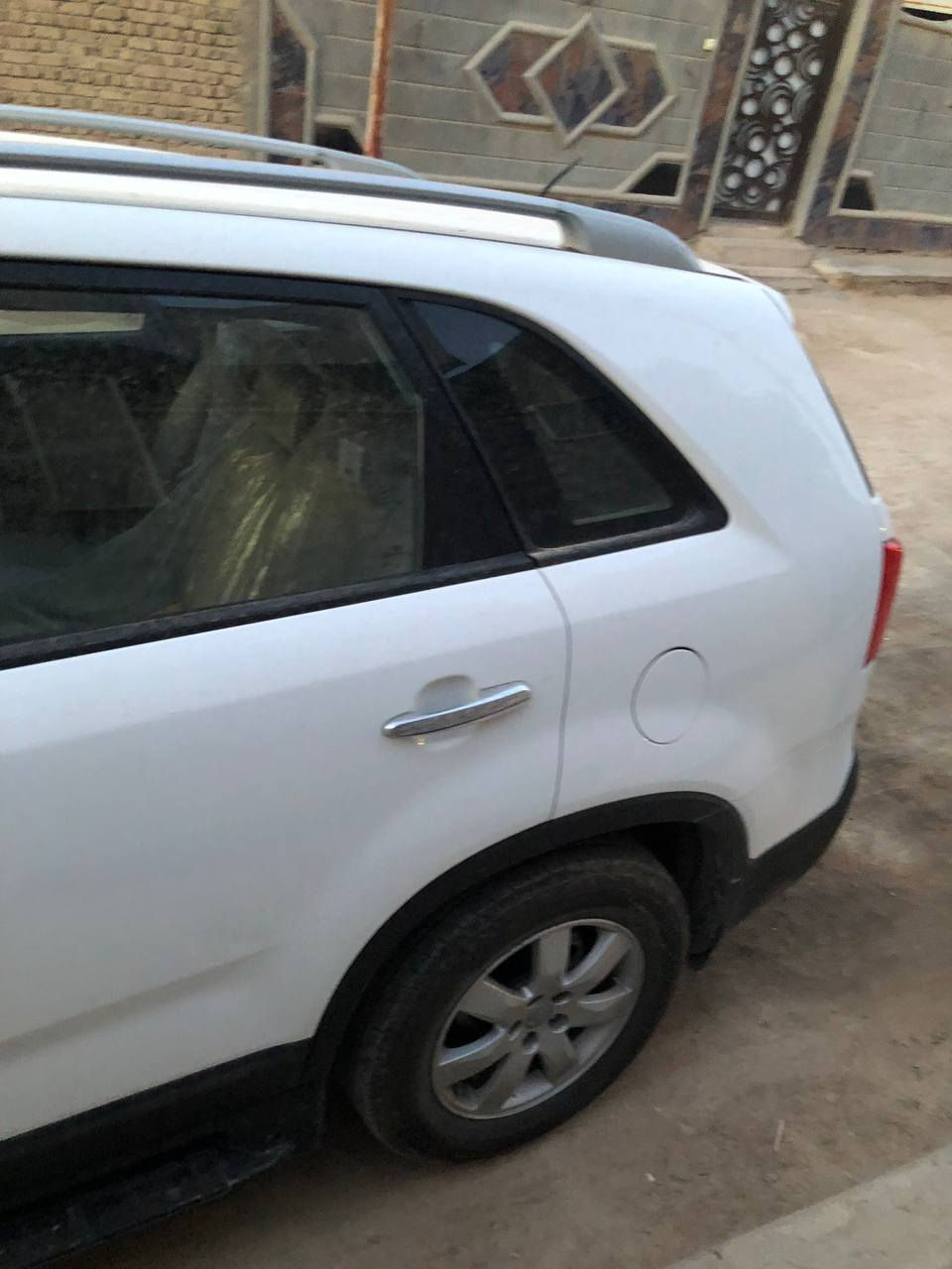 سورنتو مديل ١٢ مكفوله عده بارد بالجنطه ٧ راكب مكينه ٢٤٠٠ رقم واسط ماشيه ١٤٠ للبيع *********** او على خاص مكان دوانيه قضاء عفك
