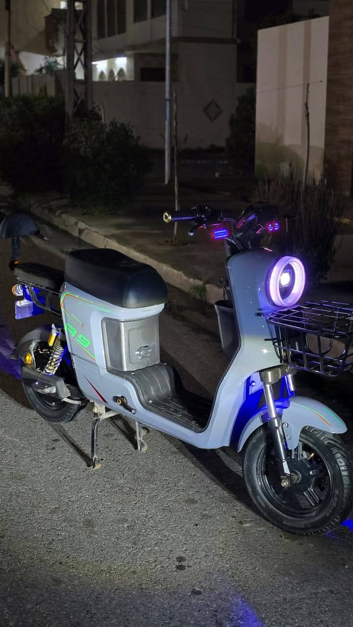 السلام عليكم للبيع ار9 2026 لون فيلي يحتوي على 6بطاريات دبل22 امبير امشيك 50كيلوا متر يحتوي على نضام البك R اربع سرع يمشي 109بي بصمة وسويج وكارت وصل شراء موجود ماخذوا اب 600السعر 460وبي مجال بسط للطيبين المكان موصل قادسية الثانية جامع علي


**إذا كنت صاحب هذا الإعلان وتريد حذفه لأي سبب، رجاءا أرسل رسالة إلى الدعم الفني**