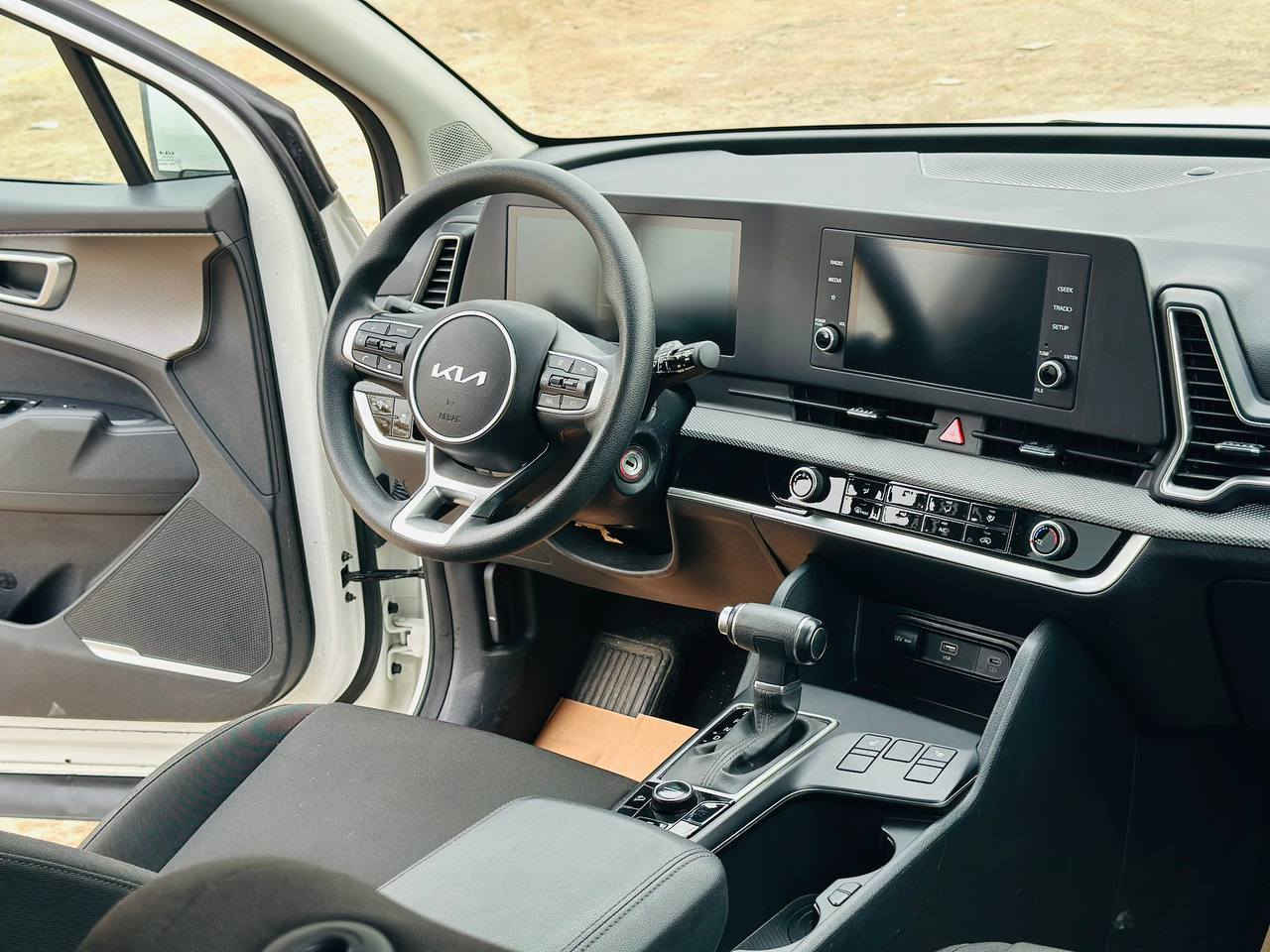 سبورتج 2024 بدون رقم فحص مؤقت ماشيه 29 الف ضررها بنيد فقط دواخل مكفوله صور الحادث بمنشور
محرك 2500 شاشة ديجتل متصل رادار أمامي خلفي جانبي كشنات تدفئة أنظمة قيادة فور ويل 4X4
سعر 187 وبيه مجال بسيط وهذا رقمي
***********
مكانه / الحلة
