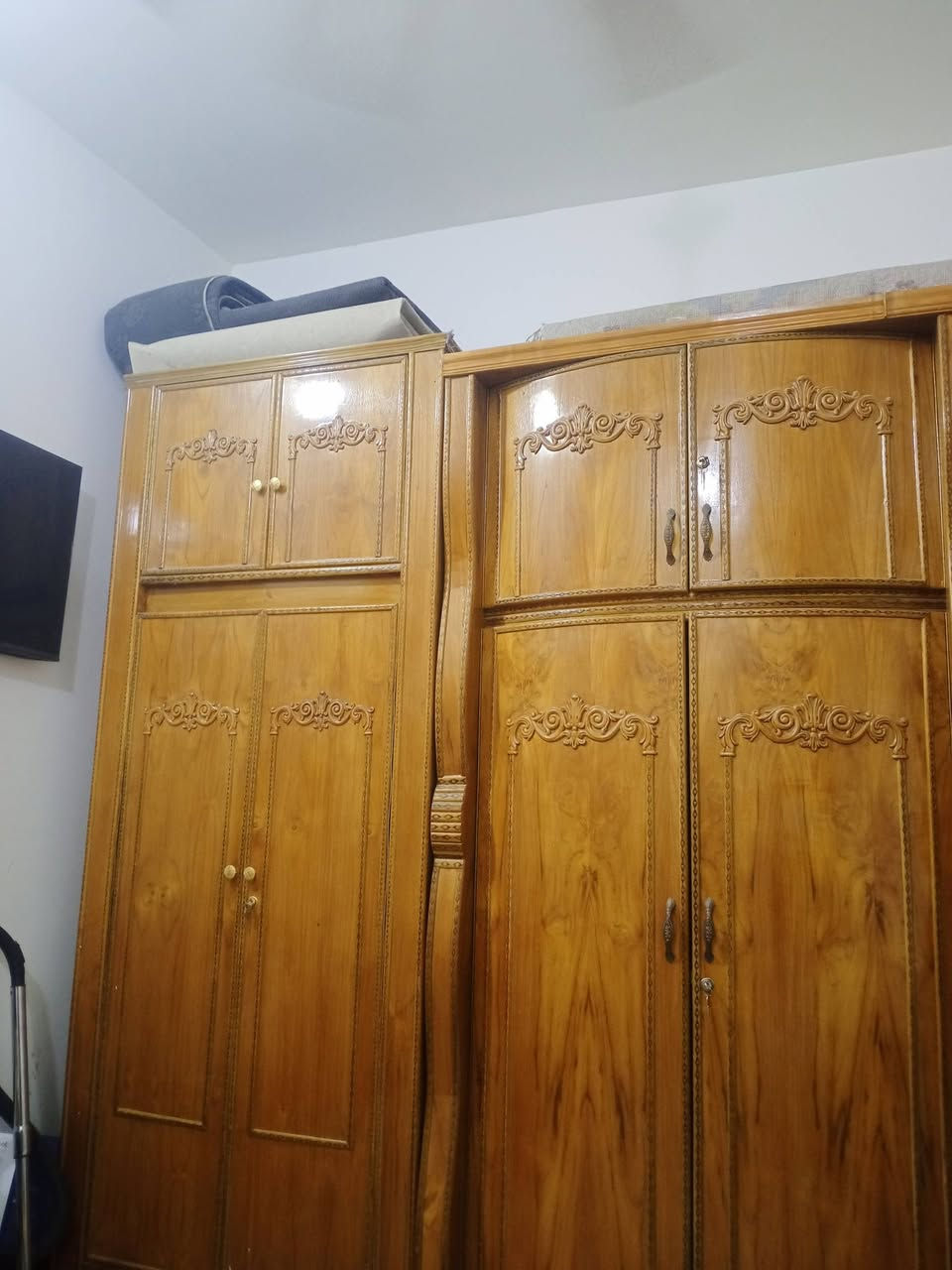 غرفه نوم عراقي تسگام اصلي
نظافه 100/100
للاستفسار *********** واتساب 
السعر مليون و 50 بيها مجال
