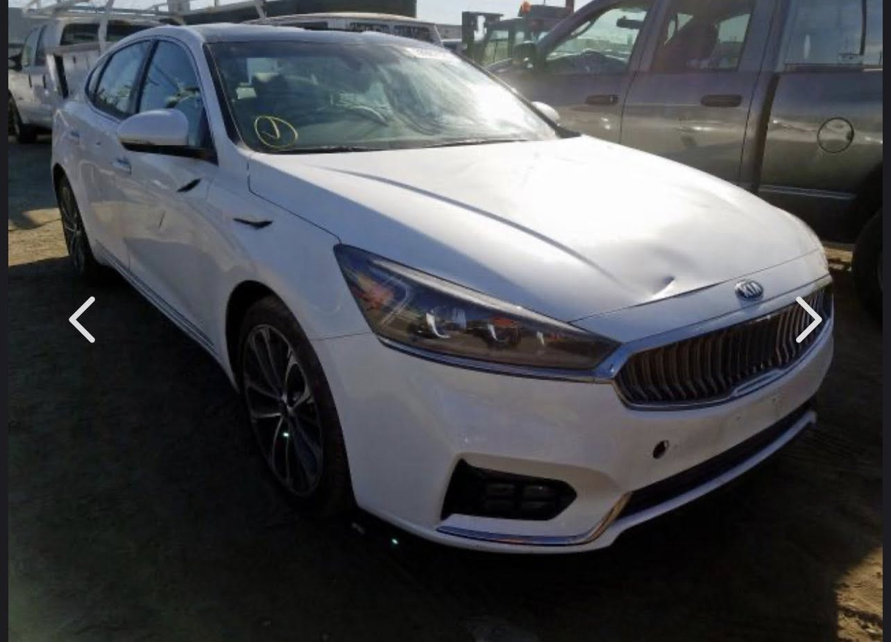 السلام عليكم 
كادنزا 2019 للبيع فول مواصفات للأخير
 بانوراما 
مكينة 3,500
سماعات هارمن 
كشنات تدفئه 
اشاير بالمري
صدر جديد 
تايرات جديده 
بطارية جديده 
سياره ماشيه 61,000  مايل 
اللون ابيض 
رقم بغداد جديد 
هزة جديده 
تحويل ثاني يوم السيارة باسمي  
ضرر السياره تخريب 
بدون تبديل اي قطعه مجرد صبغ 
وصور الحادث موجوده 
وسونار السياره موجود
السياره جديده وخير من الله 
العنوان بغدا حي الجامعه 
السعر 16,000$ وبيها مجال
رقم الهاتف ***********
