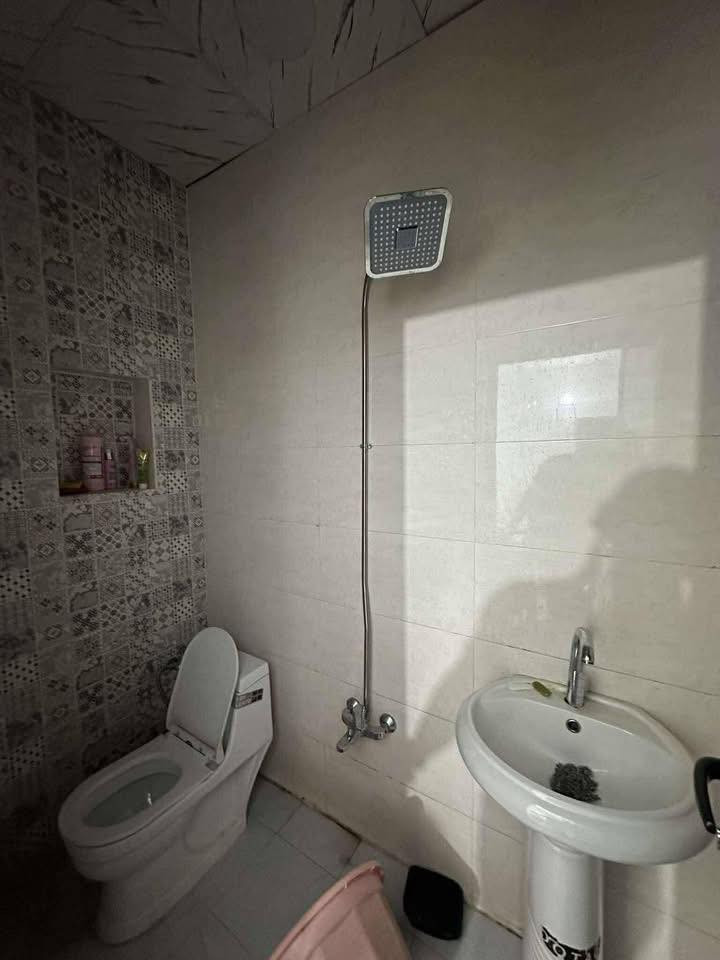 للايجار في السيدية ( الاعتماد الهندسي للعقار حصراً )

#مشتمل 75 م زيرو تجاري او سكني يحتوي على 

3غرف نوم وصالة ومطبخ وخدمات عدد 3،

#الايجار مليون و200 

 

‼️متوفر #عروضات اخرى لم يتم #ذكرها   عمارات 

تجارية وسكنية وشقق تجارية وسكنية ومحلات وعيادات

📊كل ماعليك الاتصال أو المراسلة على الصفحة *ʲᵒⁱⁿ ᵘˢ*

الفرع الاول / الـسـيـديــة الضباط مقابل افران الرباط

 الفرع الثاني /شارع العلوة مقابل مدرسة حلم الغد الاهلية 

الفرع الثالث / عرصات الهندية مجاور فندق بلوم 

***********-***********

‏‎   نكفيك عناء البحث......

‏‎   لتمتلك اليوم عقار الغد. 

‏‎زبائننا الكرام بِكُم نَرتقي ونَتشرف بزيارتِكم ونَفتخر بخِدمتِكم ❤

‏‎‏#Eng
