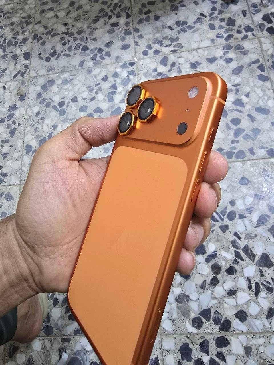iPhone 17 Pro Max
‏جهاز للبيع دبل سيم كارت عنوان النجف
‏السعر 1950
***********
￼ بطارية 99
