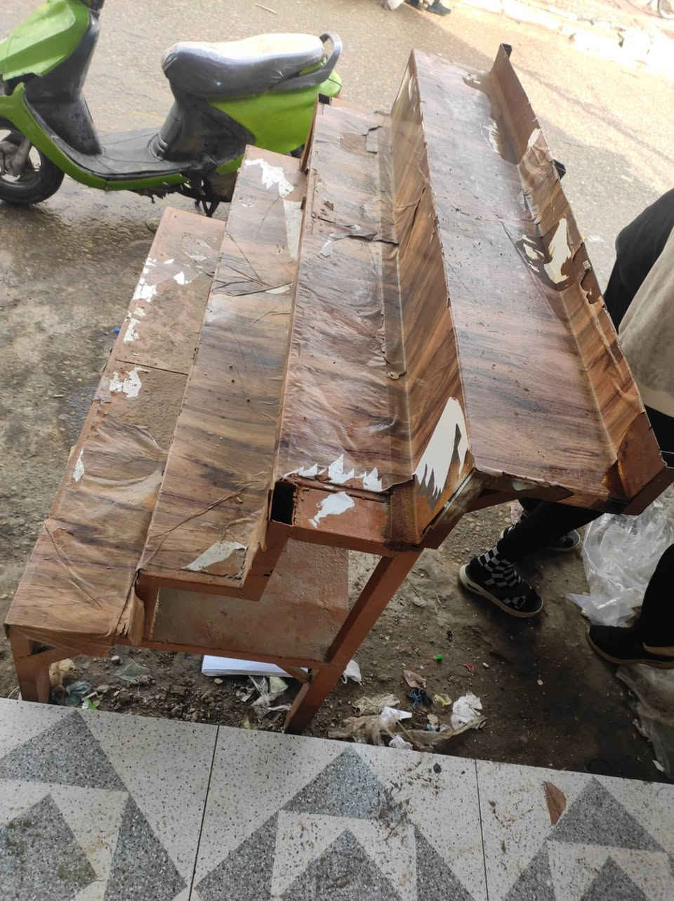 غراض للبيع ميازة ورفوف قيم  وخذ  وهذا رقمي *********** مكلف بانشر
