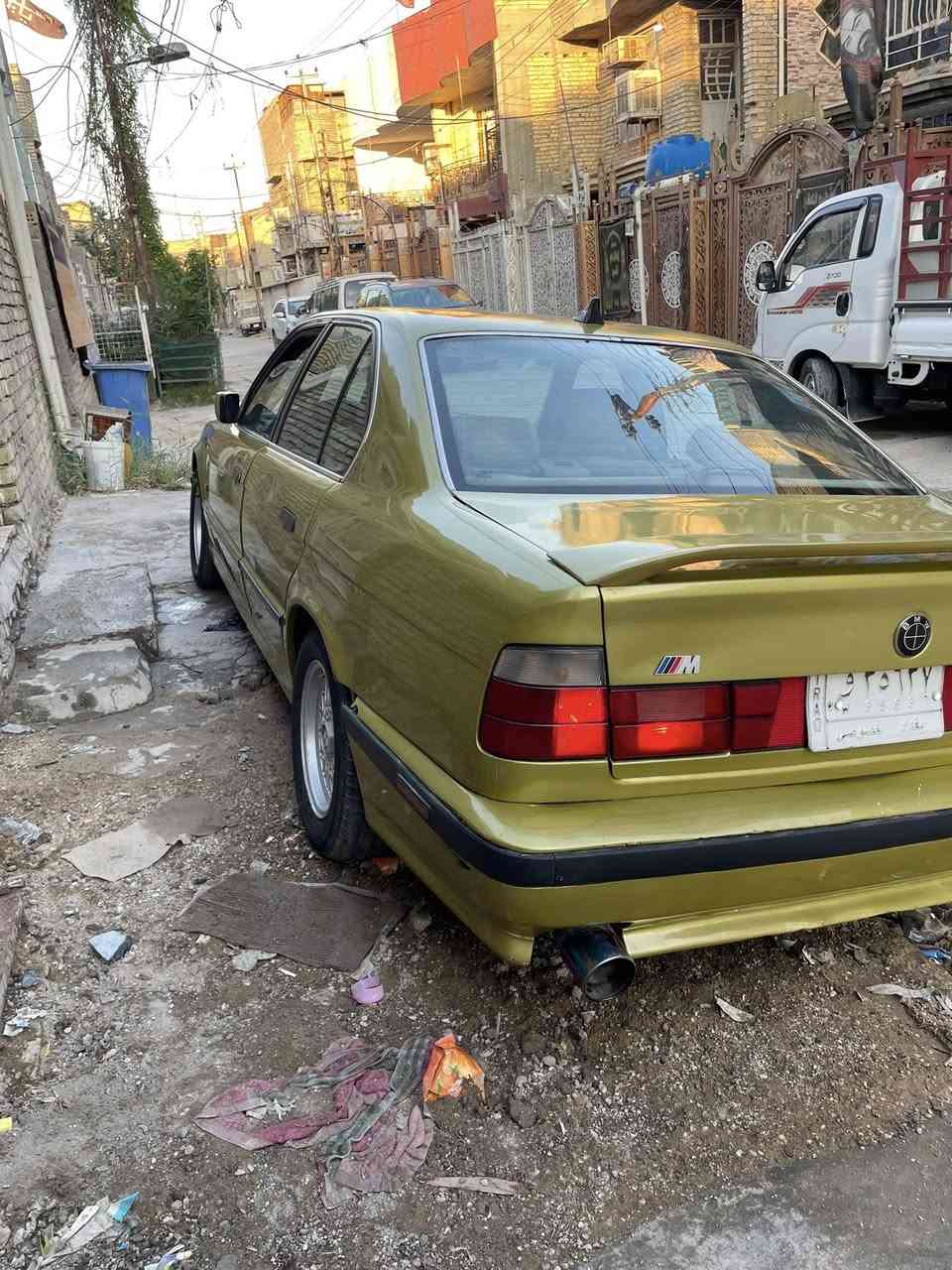 السلام عليكم 
520 موديل1990كير عادي محرك 25 مسكر فانوص تبريد شغال كهربائيات صدر امامي جديد المكان بغداد السياره بأسمي السعر 48   للاستفسار ***********
