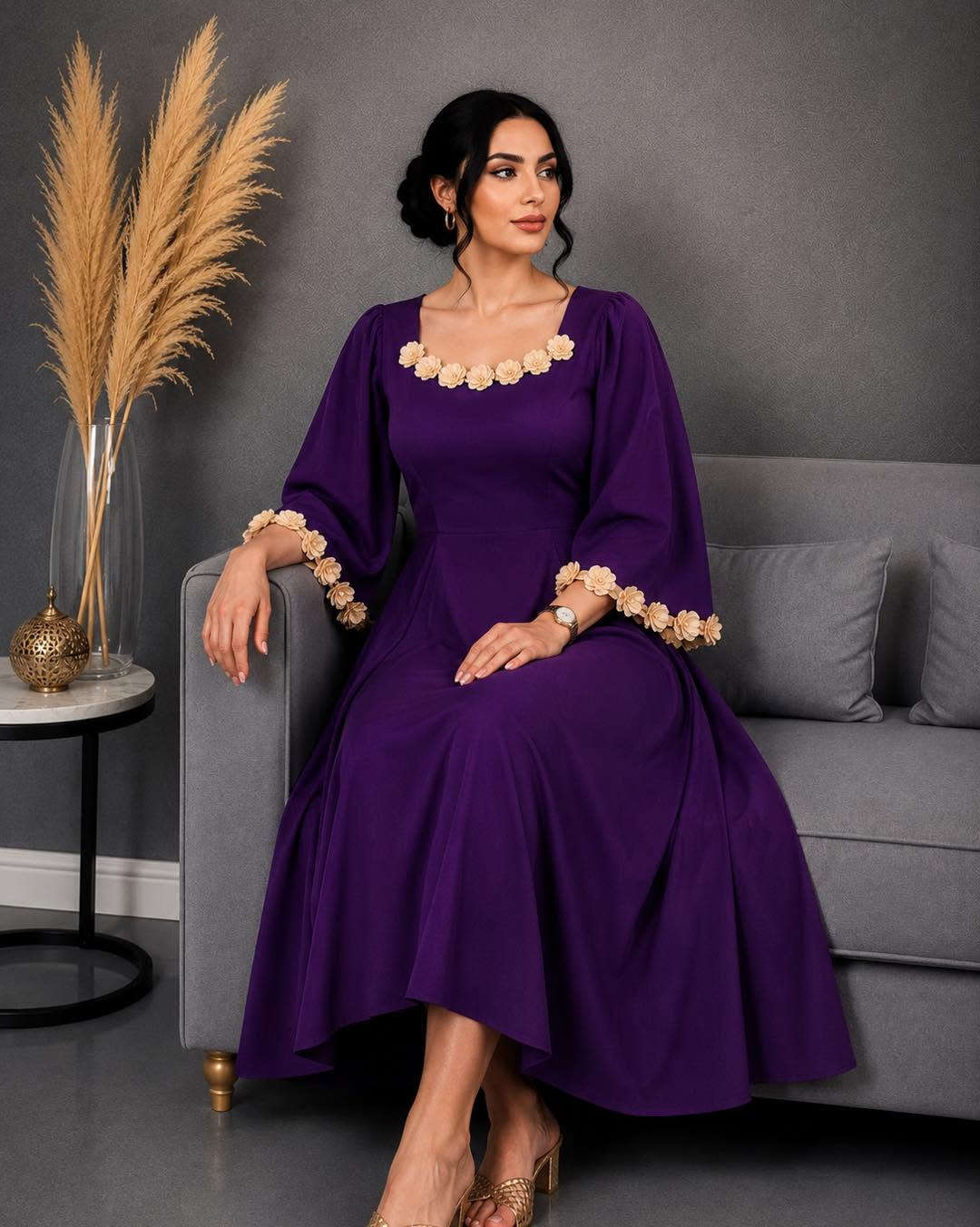 ✨ كلابية كشمير كابوي مطاط ✨ 
ستايل راقي وفخم يلبق لكل الطلعات 😍 
خامه ناعمه ومريحه مع تفصيل يجنن ✨ 

💰 السعر : 15 ألف 
📏 القياس : فري سايز 

الكمية محدودة 🌸 
للحجز والمراسلة دايركت 📩


**إذا كنت صاحب هذا الإعلان وتريد حذفه لأي سبب، رجاءا أرسل رسالة إلى الدعم الفني**