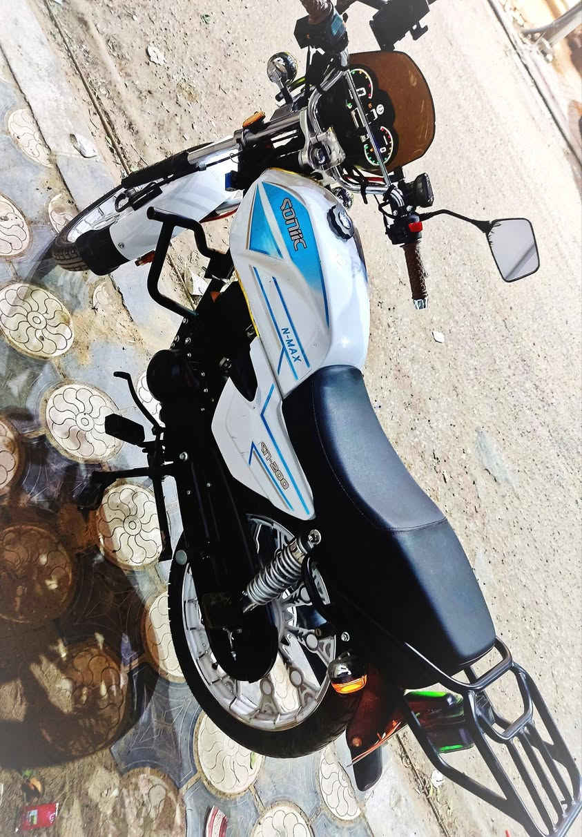 دراجة للبيع (مرقمة نجف بأسمي) 
Cbf  sonlink n-max  5 gear
سي بي اف  سونلنك ماكس  5 گير
مكينة دايون سودة  200cc
مستعملة كم شهر فقط
استعمال شخصي خفيف جدا 
الدراجة رقم وسنوية نجف بأسمي ولوحات

مرتبة ونضيفة مثل الصور 
السعر   1750 الف
للتواصل :
***********
او خاص ماسنجر
