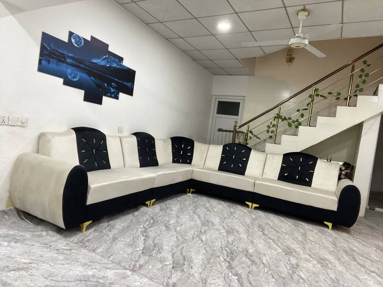 190 هەزار
 هەولێر 
گەیاندن هەیە


**إذا كنت صاحب هذا الإعلان وتريد حذفه لأي سبب، رجاءا أرسل رسالة إلى الدعم الفني**