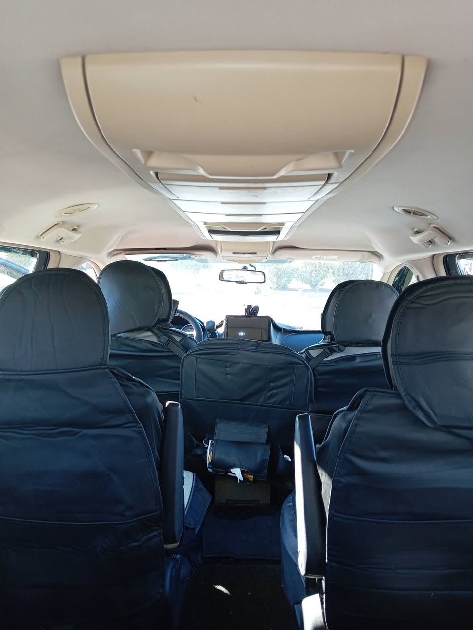 السلام عليكم كرايسلر تاون كانتري موديل ٢٠١٣ فول مصبوغة حزام جديد للجمالية لان صبغ الامارات جارد داخلة سرقة يعني بامريكا بدون حادث حادثها بالعراق شخط اباب السلايت عكس السايق مكفولة من اللغود والشاصي تخم تاير وباتري جديد ووالمحرك والكير والتبريد فول منظومة التبريد ثلاثة قطع كشنات بلع كشن السايق كهربائي كشن السائق كهربائي محرك ٣٦٠٠  السعر130  بيع فقط المكان بغداد السيدية *********** متواجد واتساب
