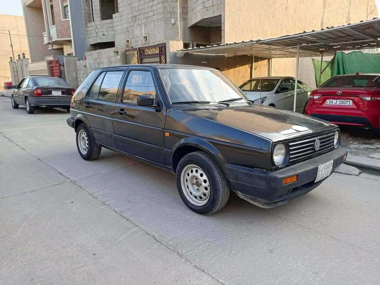 السلام عليكم كولف للبيع نقد فقط بدون مراوس #سعرها_27بي مجال
موديل 1991 مكينه وكير شرط سنوية عظم كوبون بانزين ورقي سيارة جاهزة صدر تواير كلها نضاف مابيها اي نواقص بدون صبغ فقط بيها مكانات صغار مكانها برطله ***********واتساب مكلف بنشر اتصال وواتساب فقط
