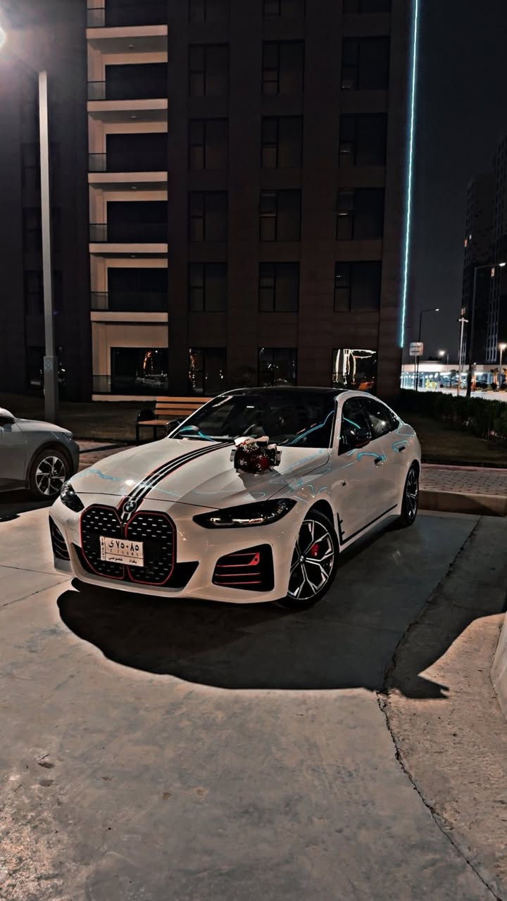 Bmw g26 430i 2022 m package proوكالة العروش للبيع
السيارة فول مواصفات m package pro معروفه مواصفاتها اعلا شي
شاشات جبيرة 
دواخل احمر بلادي 
لدات متغيرة بلادي 
كامرات 4 360
حساسات داير مدايرها 
ركن ذاتي
دخول و خروج سهل
مرايات كاربون فايبر اصلي 
السيارة كفالة عامة عدا رصعة pdr بسيطة جدا
مكفولة من البارد و الصبغ و التكحيل 
السيارة ماشية 84الف كيلو 
السيارة سيرفس كامل بالعروش 
تخم تاير جديد
فيتبم جديد
اذاين جديدة
دسكات جديده
صدر جديد
مكاني بغداد
للأستفسار الاتصال على الرقم 
*********** دكتور محمد
