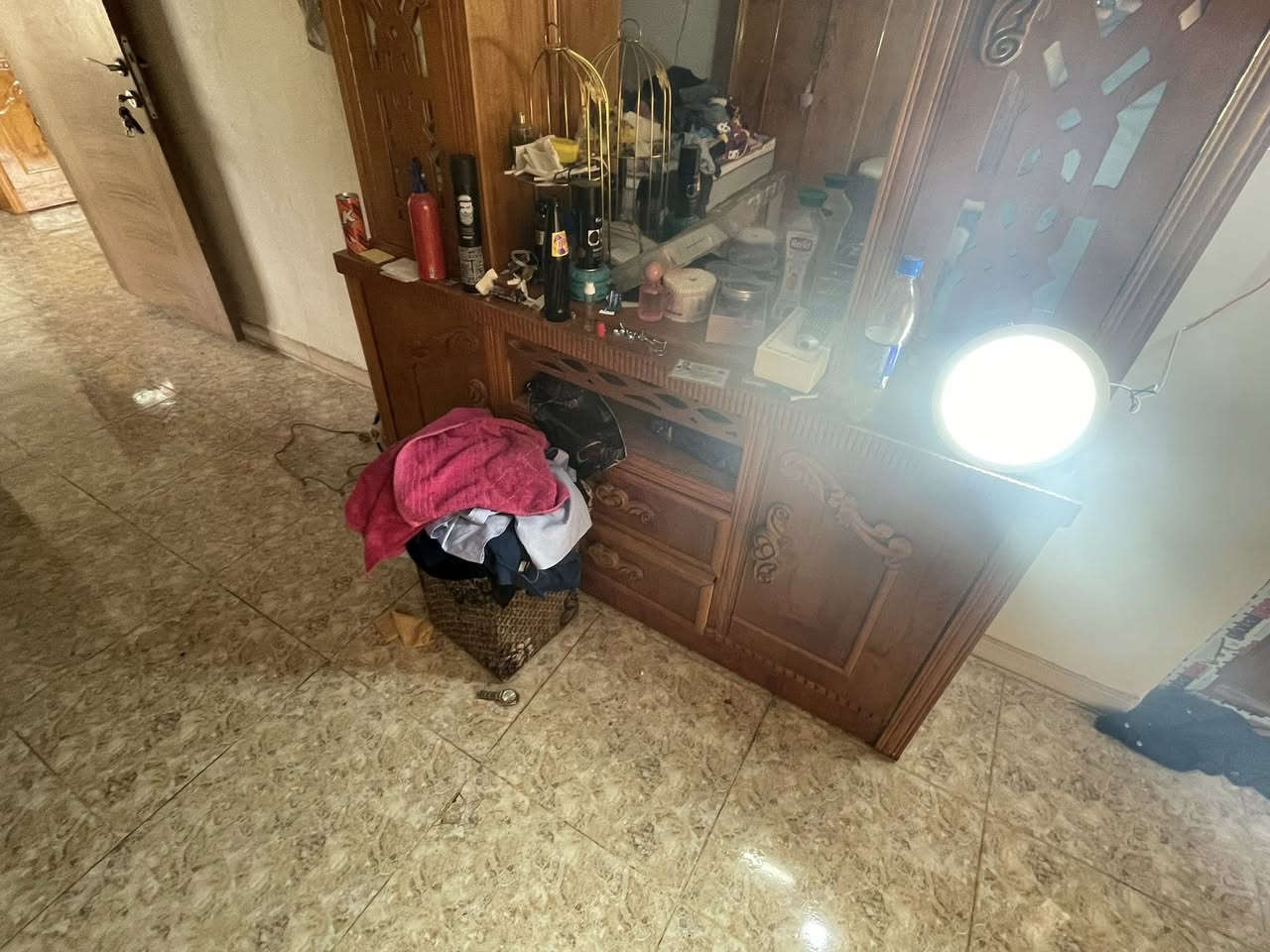 غرفه نوم للبيع مستعمله لمده شهر واحد لاستفسار تصال ***********بسعرًمناسب
