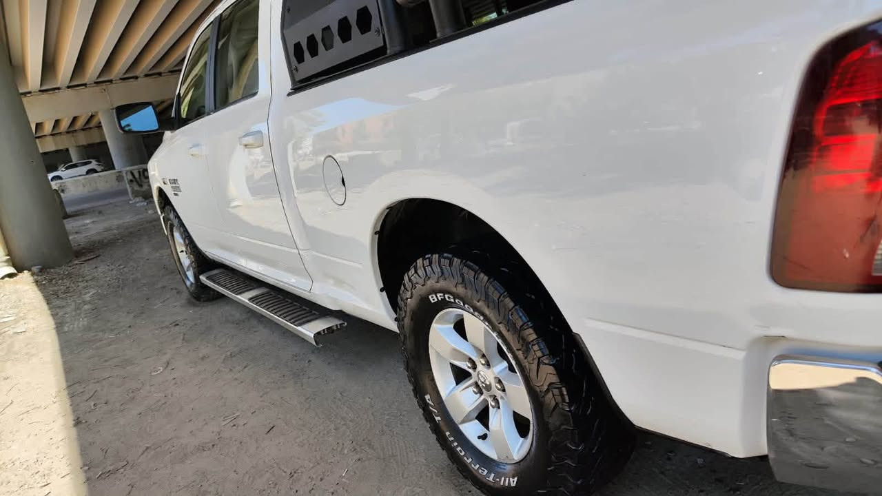 🚘 للبيع | RAM 1500 Classic SLT موديل 2020 🇺🇸
🤍 اللون: أبيض

✅ وارد أمريكي
✅ محرك HEMI V8 سعة 5.7 لتر
✅ ناقل حركة أوتوماتيك
✅ السيارة بحالة جيدة وجاهزة للاستخدام
حادث امريكا جاملغ وبنيد امامي مع جاملغ خلفي واهنا شويه صبغت الباب الخلف السائق والسياره بيها ملاحظات بسيطه صور الحادث مرفق مع الصور والرقم الشاصي 
🛣️ الممشى: 130,000 كم
💰 السعر المطلوب: 20500$دولار
📍 الموقع: بغداد – المنصور
📞 للاستفسار: ***********

افحص ب اي مركز  يعجبك السعر بي مجال بعد المعاينة والخاص مفتوح للاستفسار
