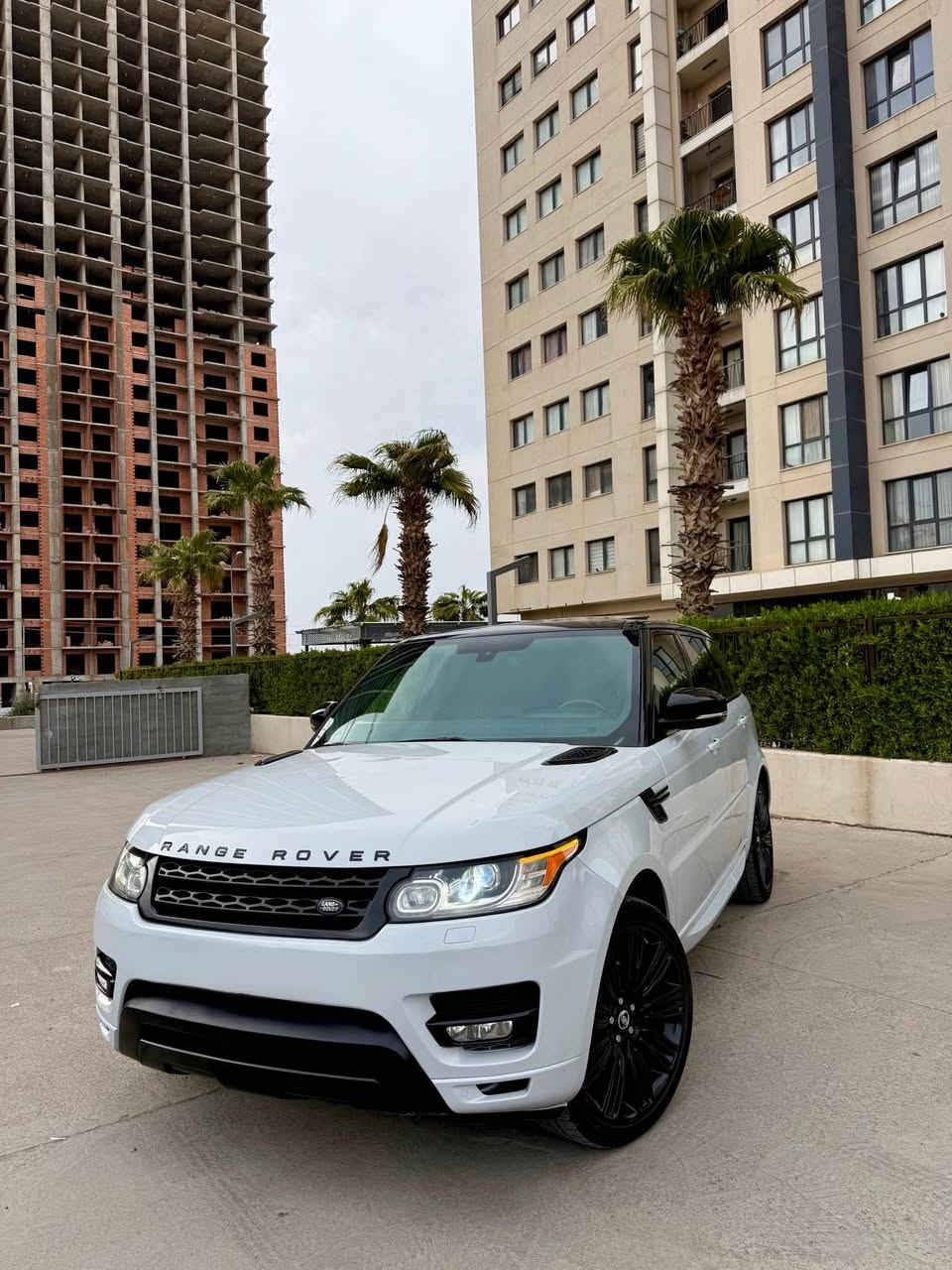 Range rover sport 2016 

V6 super charge banzen
***********
مواسەفات( پانۆراما-بەسمە-سوکان ڤۆلیۆم+هیتەر+کارەبای-ئاوێنە کارەبایو شەفت-تەبرید لەمس-کوشن+ساردو گەرم کارەبای خەزن-پێشو پشت حەساس-گێر ماوس-سیستەمی چوپ-٥ مۆدی لێخورین-هتد…….

:-چوار پارچەی بۆیاخە بێسارد بێشوخت بێ دەعم تەنها بۆجوانی
نرخ(160) مجال 
TB: سەیارەکە ساخە بێرەقەمی دوبەی بەشەرت
*********** أربيل, العراق
