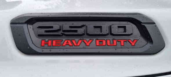 رام حجم ٢٥٠٠
موديل ٢٠٢٣

دبل اكسل ٤×٤

٨سلندر بانزين ٦٤٠٠

بصمة، شاشة ،كامرة ،قطعتين تبريد ،كشنات جلد
باب كبير بدي طويل

سيارة بدون صبغ جاملغ تبديل شركة 

ايرباك سليم

سعر ٢٤٧💥💥💥

***********
