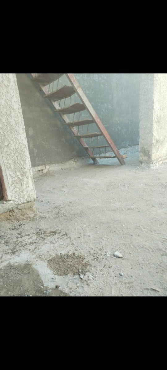 اخوان السلام عليكم
اني اشتغل تفليش
تصعيد مواد بناء
واني على باب الله
الي يريد شغل هذا رقمي
***********
وبيكم خير وتدللون
