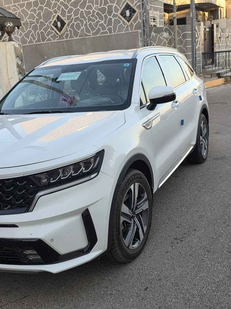السلام عليكم سورنتو 2023 للبيع مقفولة من الدعامية للدعامية مال جناي مواصفاتها
محرك 6 سلندر
كشنين كهرباء 
كير ماوس 
سايد بريك بصمة 
تحكم ستيرن 
شفتات ستيرن 
كير ٨ نمرة
ماشية 70 الف 
السيارة بأسمي و رقمها بغداد جديد
***********
*********** واتساب
الشراي يتصل مكاني بعقوبة المركز
