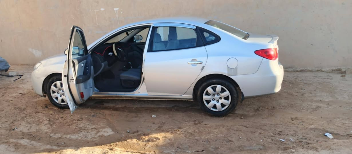 سلام عليكم ورحمة الله وبركاته افانتي موديل 2008بدون صبق كاربون الصياره ماشيه 150رقم نينوه ألماني التصال ***********
