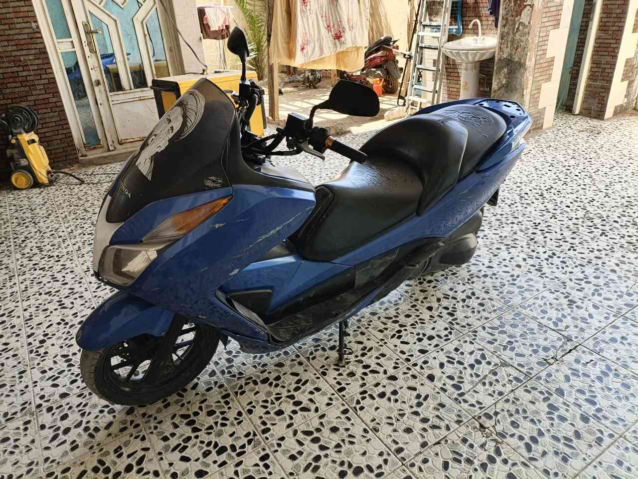 السلام عليكم فورزا 012 مكفوله مكينتها نقصها بس ستان وسط تراي وين متريد حماوة نص لاتبخير ولاتنقيص مكينه خرسه متسمع الها صوت السعر مليون و100 وبيها مجال  مكانها كوت ***********
