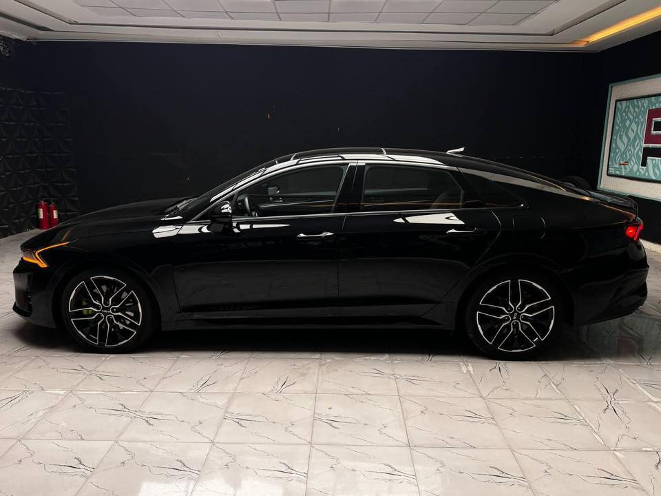 السلام عليكم من رخصة صاحب البيج بيع مستعجل سياره K5 GT 2023 مكينه 2500 تيربو
للأستفسار مراسلة الرقم *********** 
رقم السياره اربيل 
مكان السياره كربلاء
