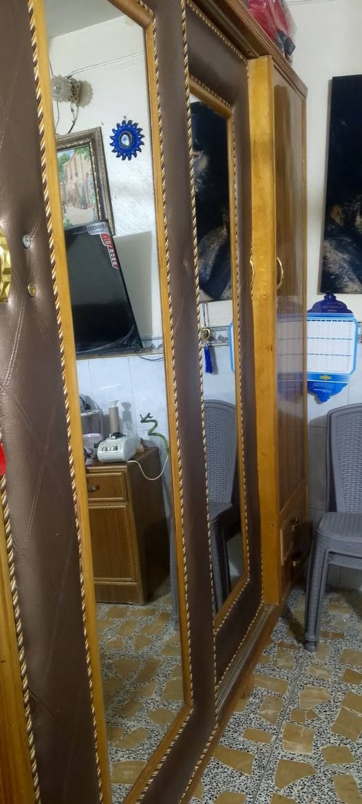 غرفه صاج للبيع 600 مستخدمه شهرين جديده بغداد الرحمانيه جعفر***********
