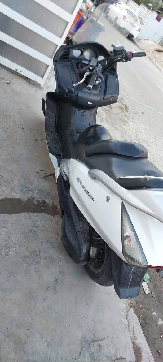 سعر مليون او 300 بيها مجال العنوان بغداد البياع ***********
