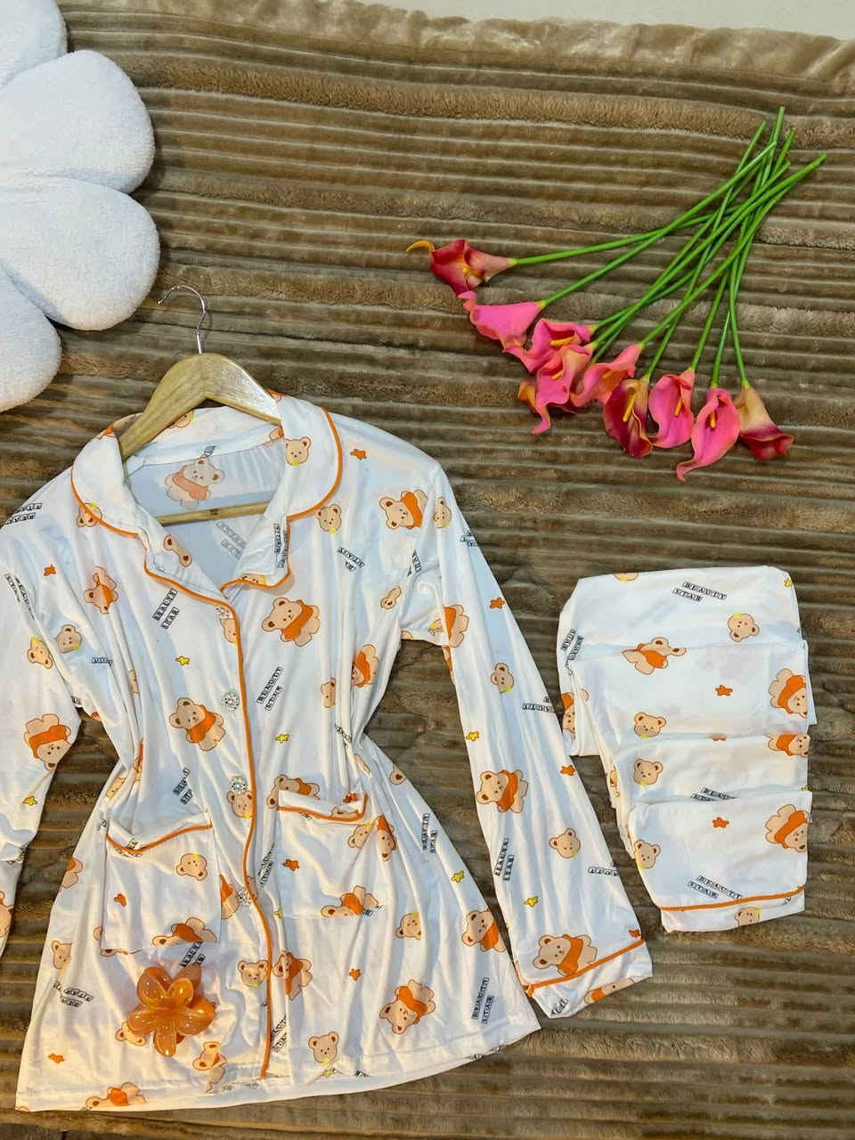 تراك موديل صيني بهاري قطن الاصلي شرط الفحص يلبس وزن 85كيلو. قياسات L/XL/XxxL سعرقطعه 15الف  يوجدخدمه توصيل


**إذا كنت صاحب هذا الإعلان وتريد حذفه لأي سبب، رجاءا أرسل رسالة إلى الدعم الفني**