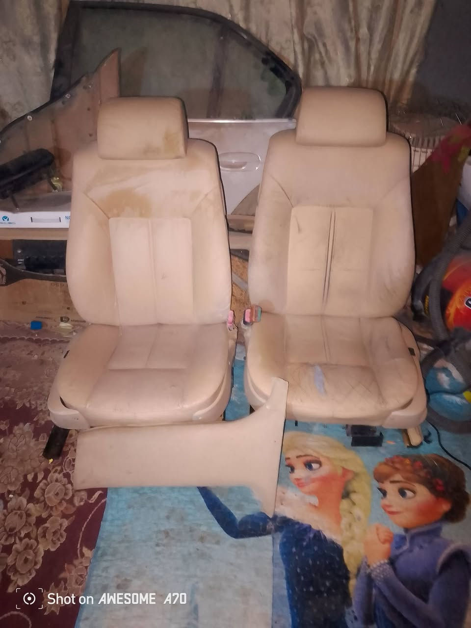 السلام عليكم غراض خفاش للبيع كشنات خلفي وامامي كهرباء 16 حركه مع دشبول امامي  وخلفي بدون برده وفرس مع الاحزمه وتنته بدون قماش مع هاي الاغراض مكاني البصره لايوجد توصيل حسب ما موضح بالصور ***********
