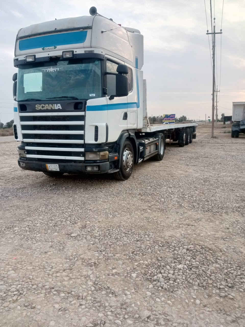 سلام عليكم سكانيه موديل ٢٠٠١مكينه انجكتر عربانه دسك بريك مكفوله كفاله عامه شرط تحويل سعر ١٨٠ بيه مجال /***********/***********
