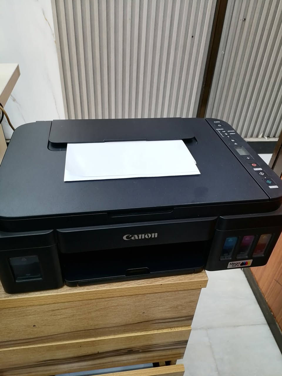 طابعة كانون G3410 نضيفه استخدام شهرين جديده موجوده كارتونتها وضمان سنه السعر 125
مكاني بغداد ***********
