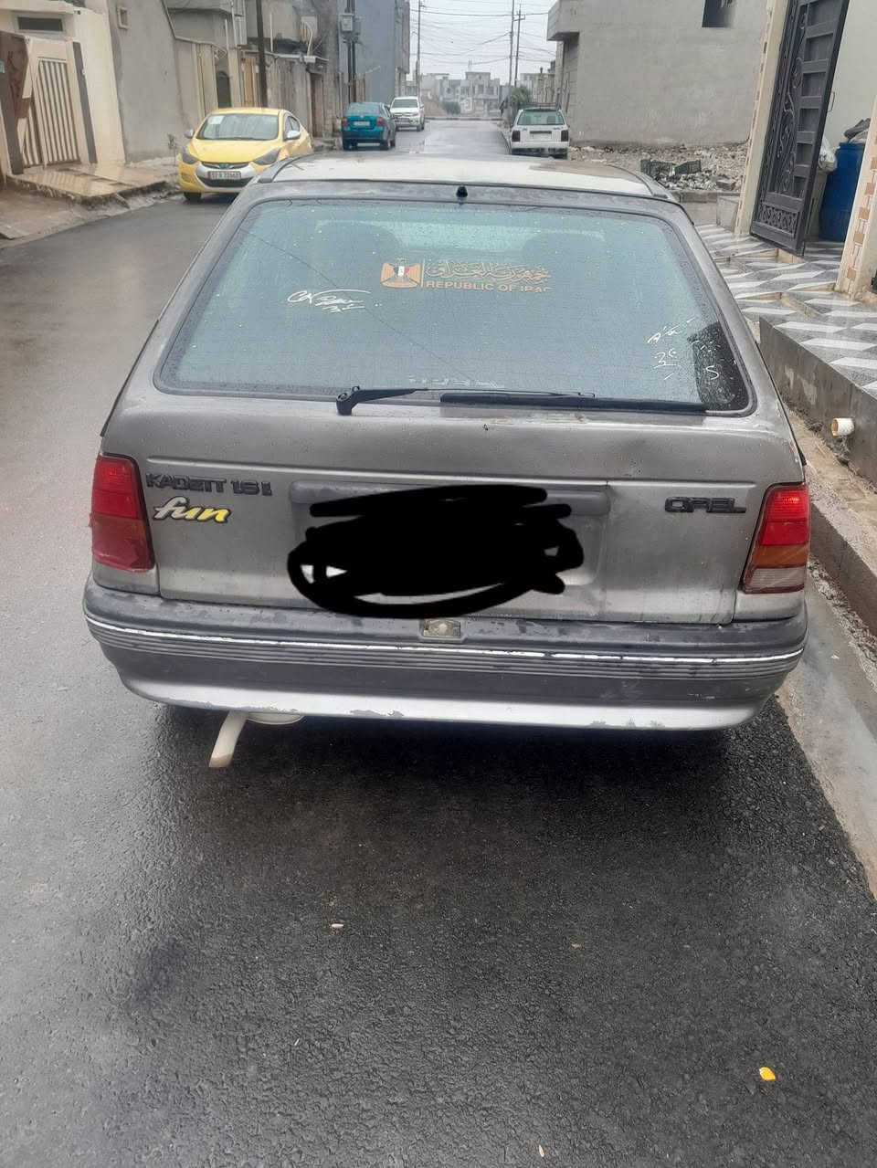 السلام عليكم
كاديت للبيع موديل 91
سنوية جديدة رقم الماني
شرط التحويل طخم تايرات 
جدد باتري جديد كير شرط 
مكينه اثر نفخ سعر 27وبيها مجال شي قليل  الاستفسار الإتصال عل الرقم
***********
***********
