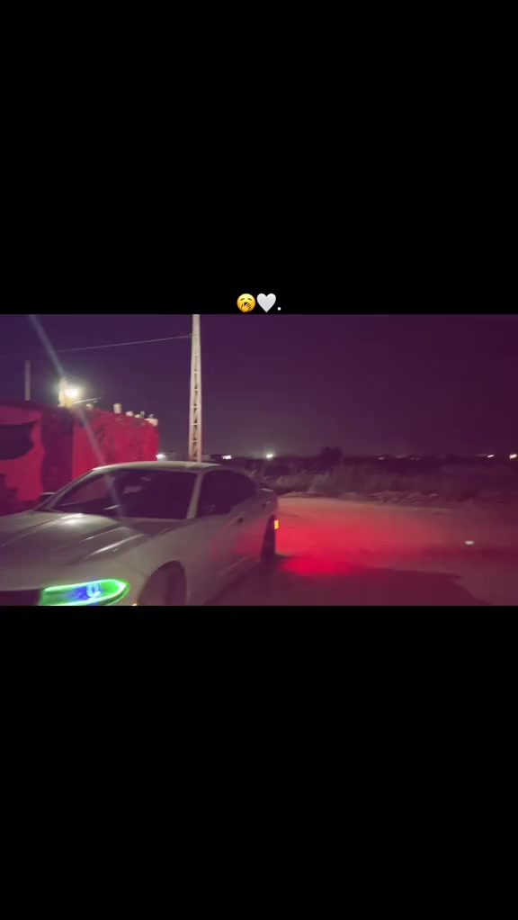 سلام عليكم
جارجر موديل ١٥ كفاله..

محرك3.6سته سلندر sxt 

شاشه كبيره شفتات السياره 

مكان بابل قضاء القاسم الرقم(***********)
