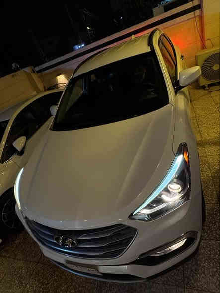 سنتافيا ٢٠١٧ وارد امريكي ٢٤٠٠ ماشيه ٤١ ميل 
سيارة بيت مكفوله من كلشي وبدون نواقص عدا ضرر امريكا دعاميه خلفيه وشويه من قبق الصندوك بدون دواخل ايرباكات سليمه اني المستورد واني المعمر خير من الله 
داخل لونين رصاصي واسود 
شاشة carplay بلاد
مانع انزلاق 
انحدار 
خمس انظمة قياده 
برده صندوق خلفيه 
تبريد قطعتين 
سبير منازل السياره مكفوله وع الضمان السونر وين متريد 
السعر ١٨٠ وبيهه مجال 
احمد *********** بغداد
