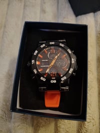 ساعة • فوكس بوكس • مختمه