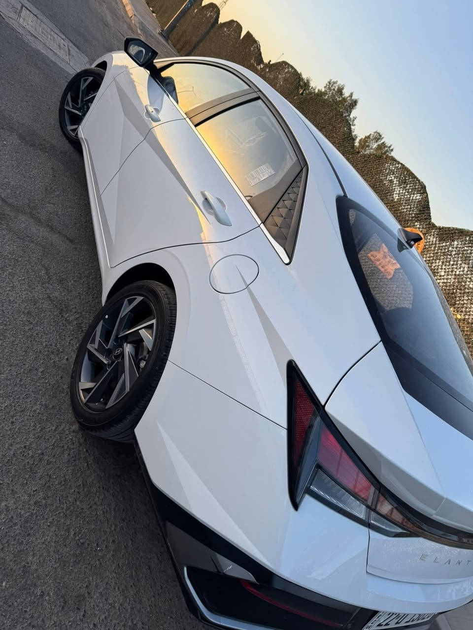 الانترا تجميع 24
رقم اربيل تحويل وكالة 

ممشى 36

مكفول فول مواصفات جديده كلش 

السعر 140بي مجال

العنوان بغداد 

***********
