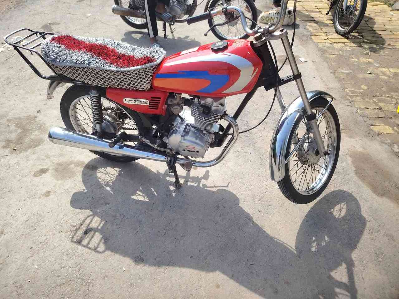 سلام عليكم  دارجه ناعمه محرك رايبيدو ب500ابيه مجال  مكان العماره المجر الكبير معمل وراق هاذ ارقمي ابي وتساب ***********
