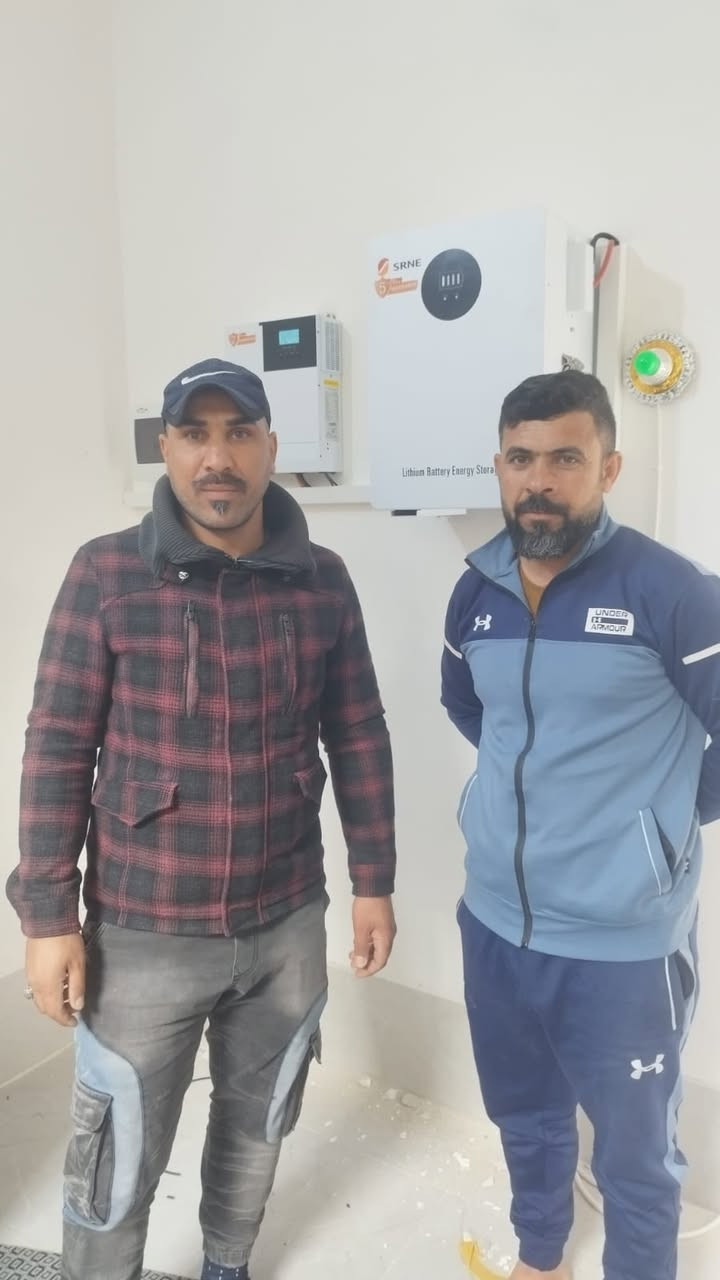 تم بفضل الله تجهيز وتنصيب  منظومة طاقة شمسية
#لمنزل_السيد(#صباح_الظاهر)
#الحويجة
مكونات المنظومة:
🔵الواح 620 واط عدد 5
🔵 بطارية 7.5 كيلوواط Srne
 🔵انفيرتر  3.6 كيلوواط ماركة Srne

مكتب هاني شاكر السلطان للطاقة الشمسية 
الحويجة #ناحية الرياض
هاني   ***********
ظافر ‏ ‪0780 680 4046‬‏
رعد ‏  ‪0782 496 9996‬‏
