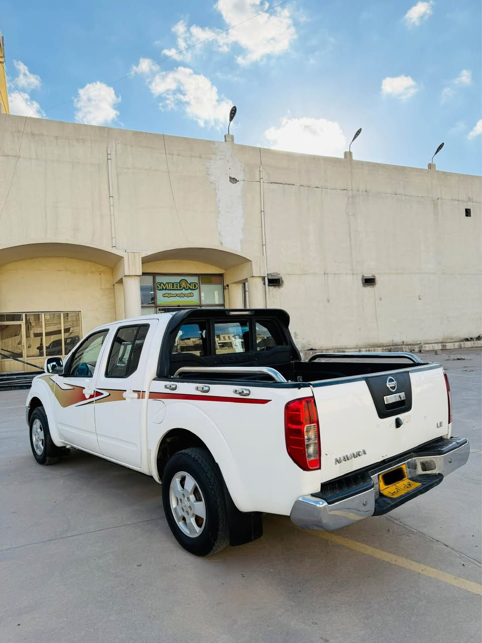 رەقەم تەلەفۆن(***********)
ناڤارە مۆدیل ٢٠١٤ تۆماتیک مواسەفات LE سوکان ڤۆلیۆم و دەبل ئێرباگ شاشە ئایپاد و کامیرە ئاوێنە کارابای تەبرید سارد و گەرم بەشەرت قفل مەرکەزی گێ ر و مەکینە بەشەرت پشت و پێش کەپس شانسی بەشەرت بەناو کردن و غەرامە بەشەرت رەقەم هەولێرە نرخ ٨٨ وەرەقە و مەجال أربيل, العراق
