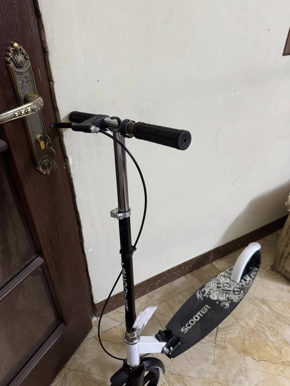 سكوتر ل بيع ٣٥ مع توصيل


**إذا كنت صاحب هذا الإعلان وتريد حذفه لأي سبب، رجاءا أرسل رسالة إلى الدعم الفني**