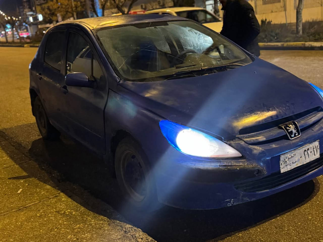 بیجۆ 306 ئاڕم هەولێر 
بەشەرتی ئاڕم و ئەوەلیات تۆماتیک مەکینەی تازە تەعمیر 
سعر :١٨
***********
*********** السليمانية, العراق
