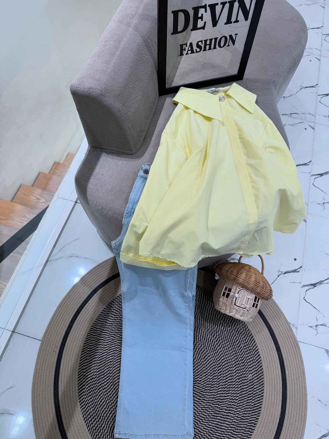 قميص بوبلن بتصميم ياخة جانبية✨ 
كوالتي عالي ✨
متوفر ب 9 الوان 
طول القميص 75cm✨
قياسات 38-46 ✨

كيلوت كصه عدلة ✨
قياسات 36-46✨
#اكسبلور_فولو #اكسبلور_explore #اكسبلورر #اكسبلور_العراق_السعوديه_الاردن_ايران_الكويت_طق_لايكات_كومنت_يلاا💙 اكسبلور_ضيفونا


**إذا كنت صاحب هذا الإعلان وتريد حذفه لأي سبب، رجاءا أرسل رسالة إلى الدعم الفني**