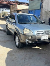 سوناتا 2007.  6v. حزام صبغ.  السعر 75.     07822864519