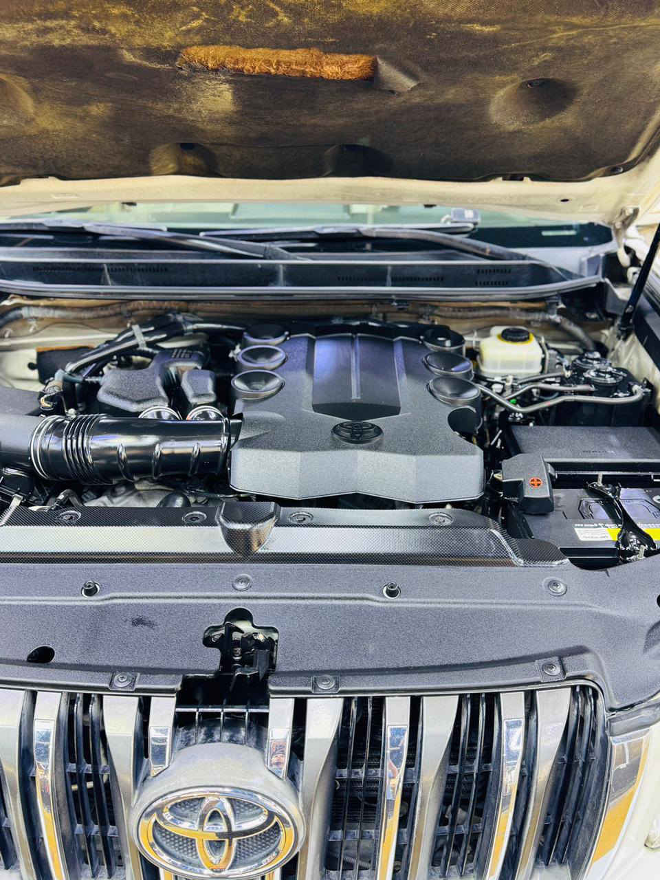 برادو بغداد موديل 13فقط بيها صبغ جاملغ خلفي ولباقي مكفوله سعر مناسب ***********
اتصل
