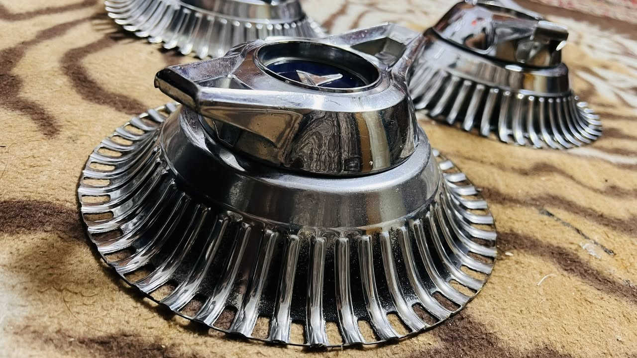 سلام عليكم ملكوري عالي للبيع شاخات اصليه ولكبات جدد 100/100 شرط موس 
***********
