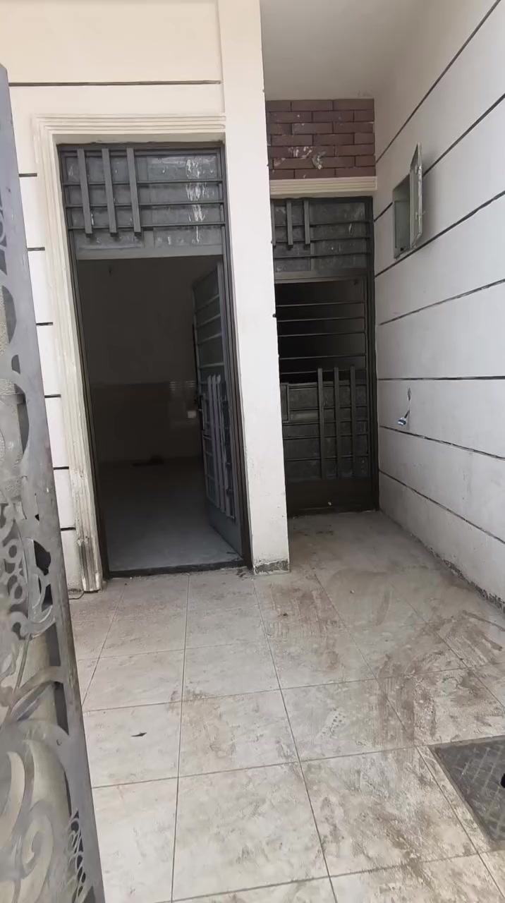 دار للايجار 120متر شارع الكهرباء  خلف مولد المصري 
***********وتساب
