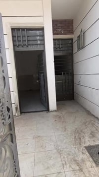 شارع الكهرباء • ١٢٠م • للإيجار