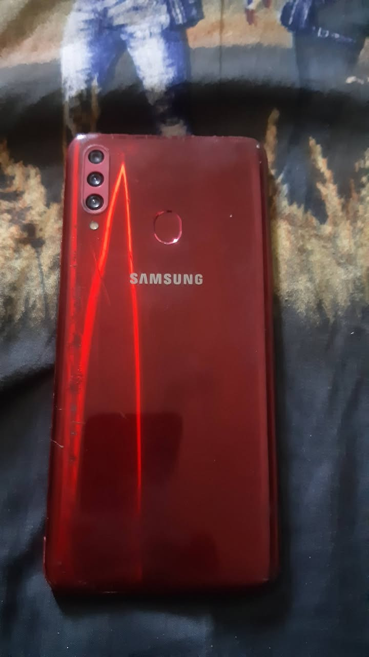 السلام عليكم من رخصة الادمن
A20s

جهاز نضيف وسلس الاستخدام 

السعر خاص او المراسله واتساب 

***********
