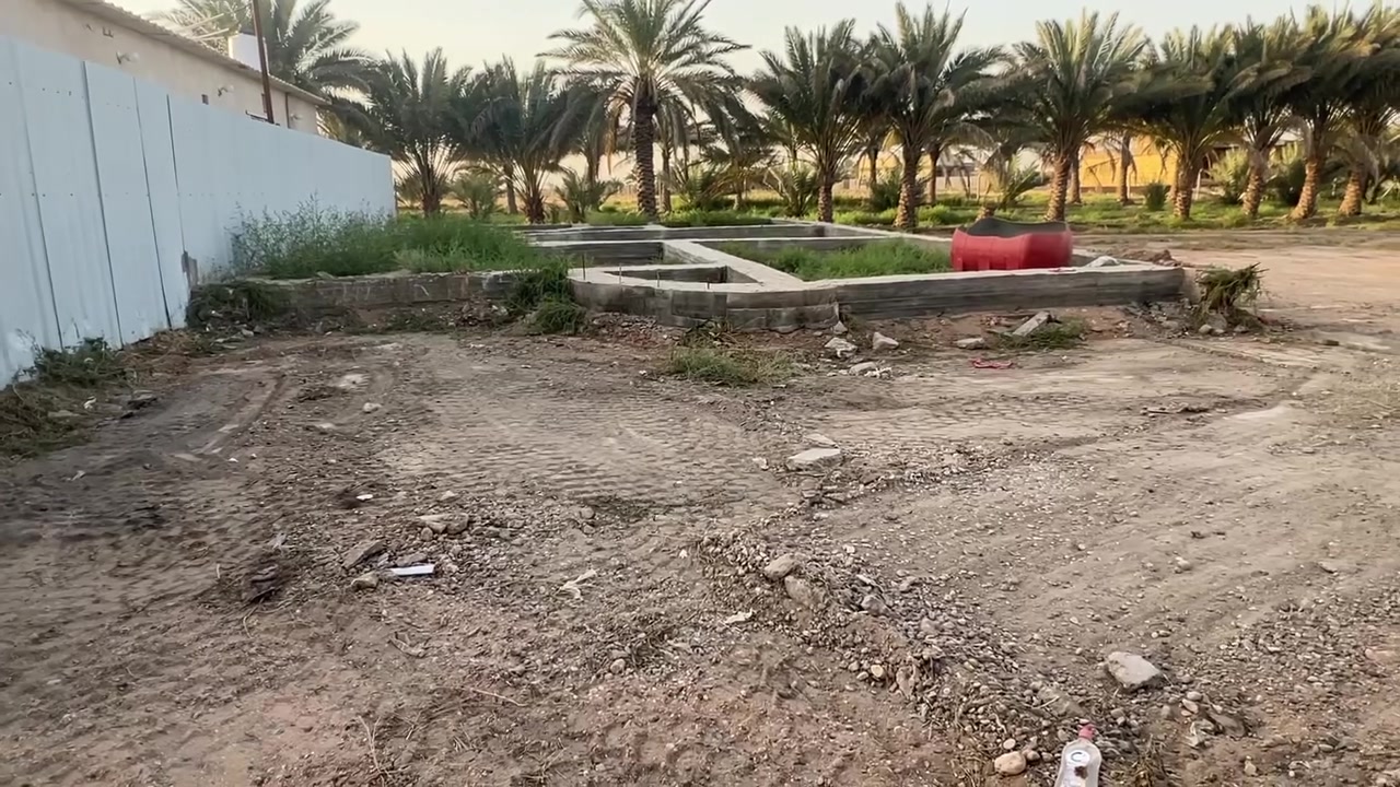 سلام عليكم 

قطعه البيع المساحه 400 م 

سند 25 

كافت الخدمات 

قريب على مزار شريفه بنت الحسن 

الاستفسار 📞

***********  ارشد السيلاوي
