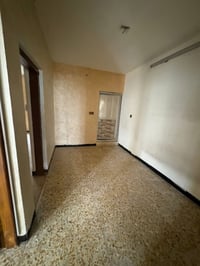 مشتمل طابق اول للايجار يتكون من غرفة نوم واستقبال وهول ومطبخ وصحيات يق...